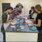 Osmáky kuchtění prostě baví